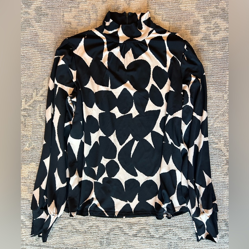 Sanctuary Black and Cream Leaf Print Blouse
